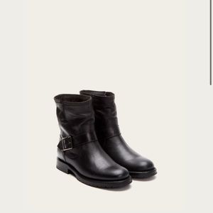 Natalie Engineer Short Frye Boot